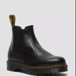 Dr Martens 2976 Bex Smooth Leather Chelsea Boots in Black US 6